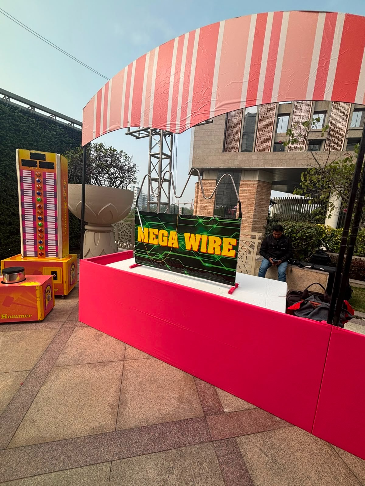 Buzzwire Game image 2