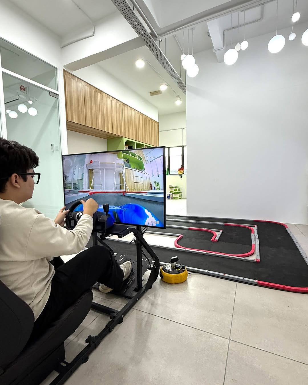 Hire F1 Car Racing Simulator for Corporate Events & Activations image