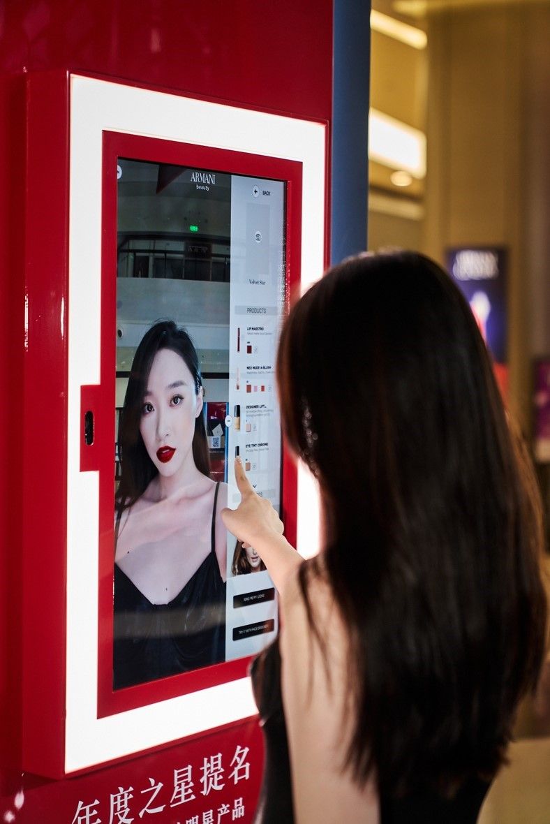 Augmented Reality Photo Booth on Rent gallery image